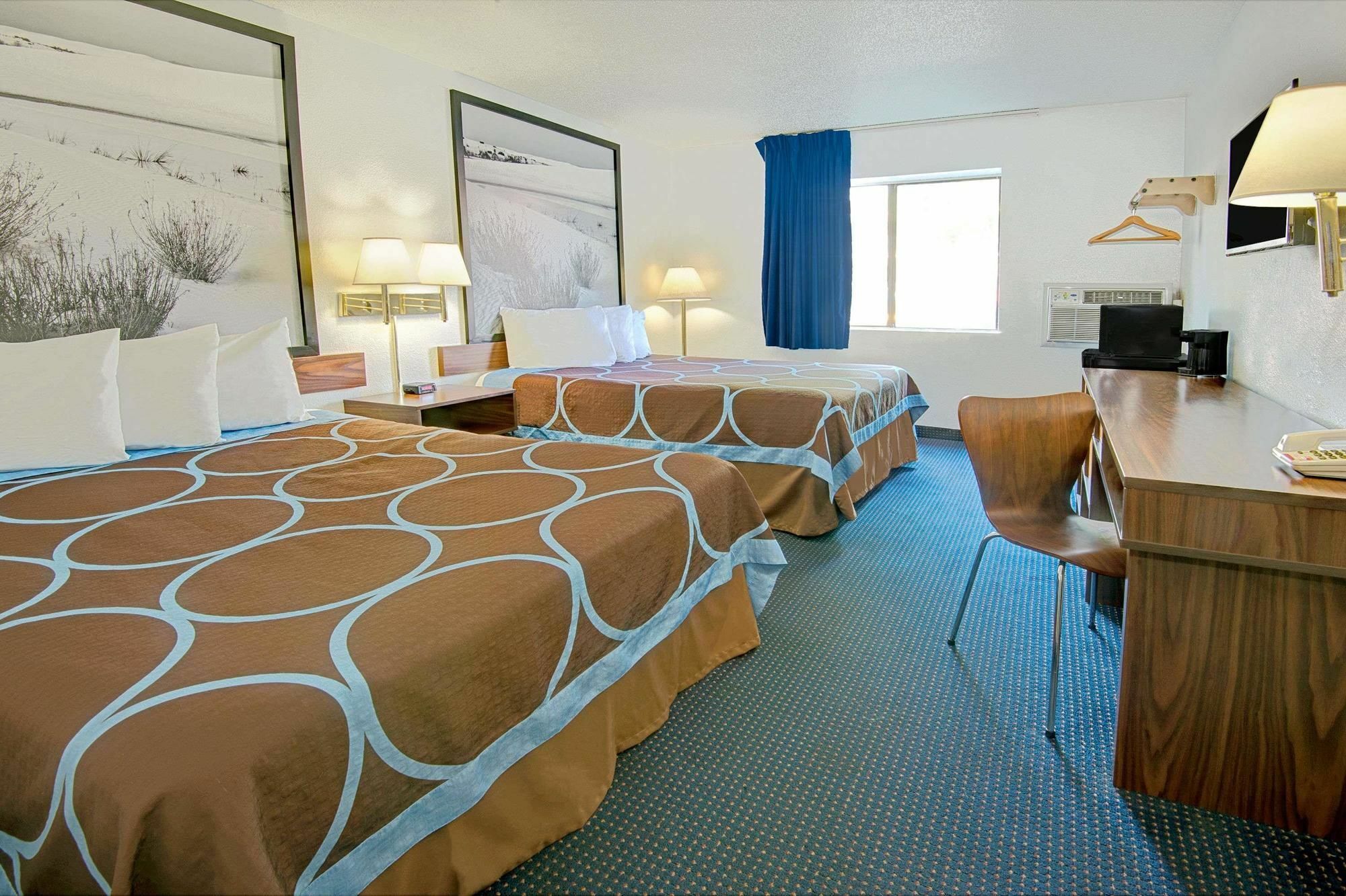 Super 8 By Wyndham Las Cruces University Area מראה חיצוני תמונה
